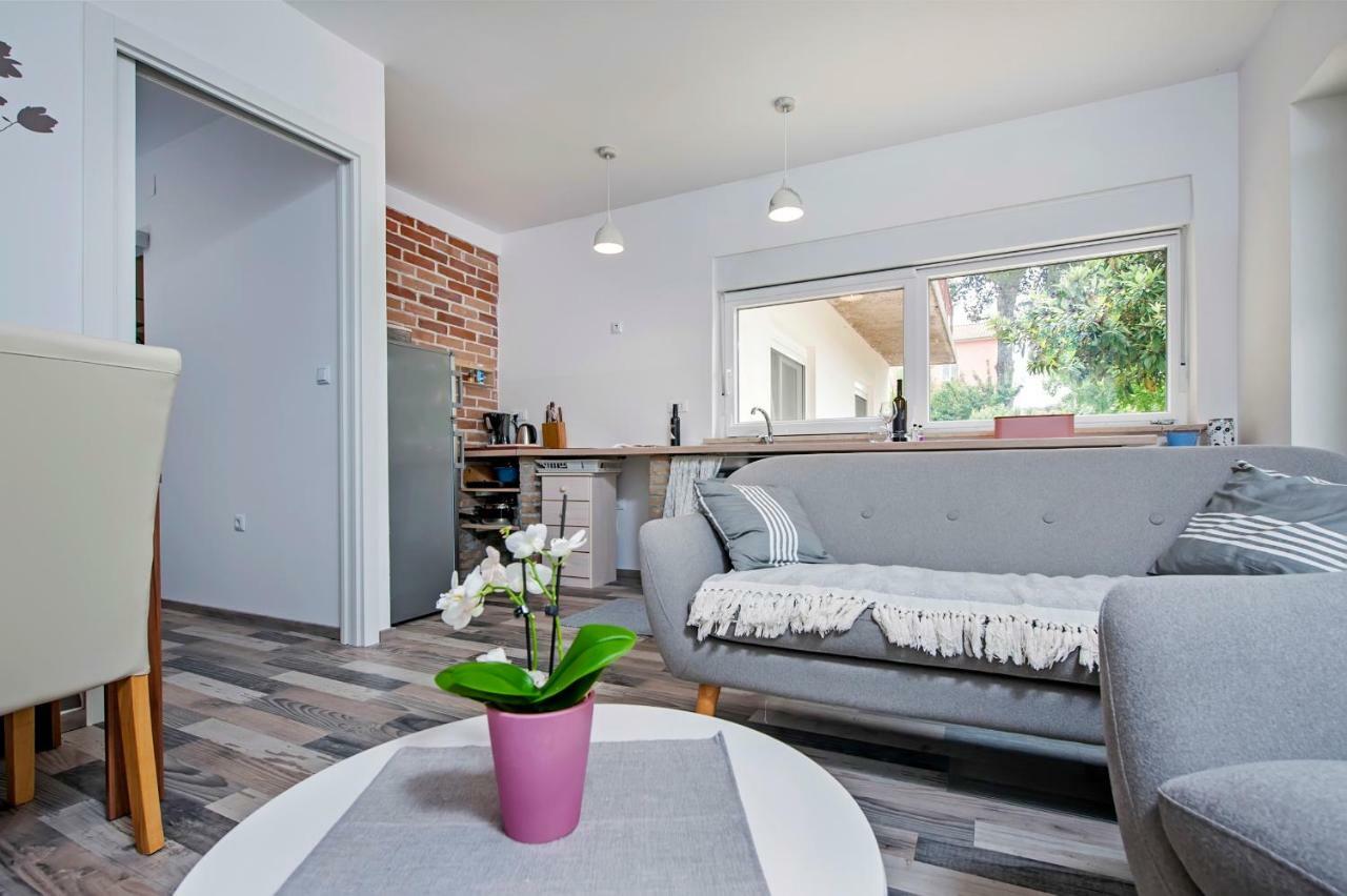 Paola cozy apartment Rovinj Exterior foto